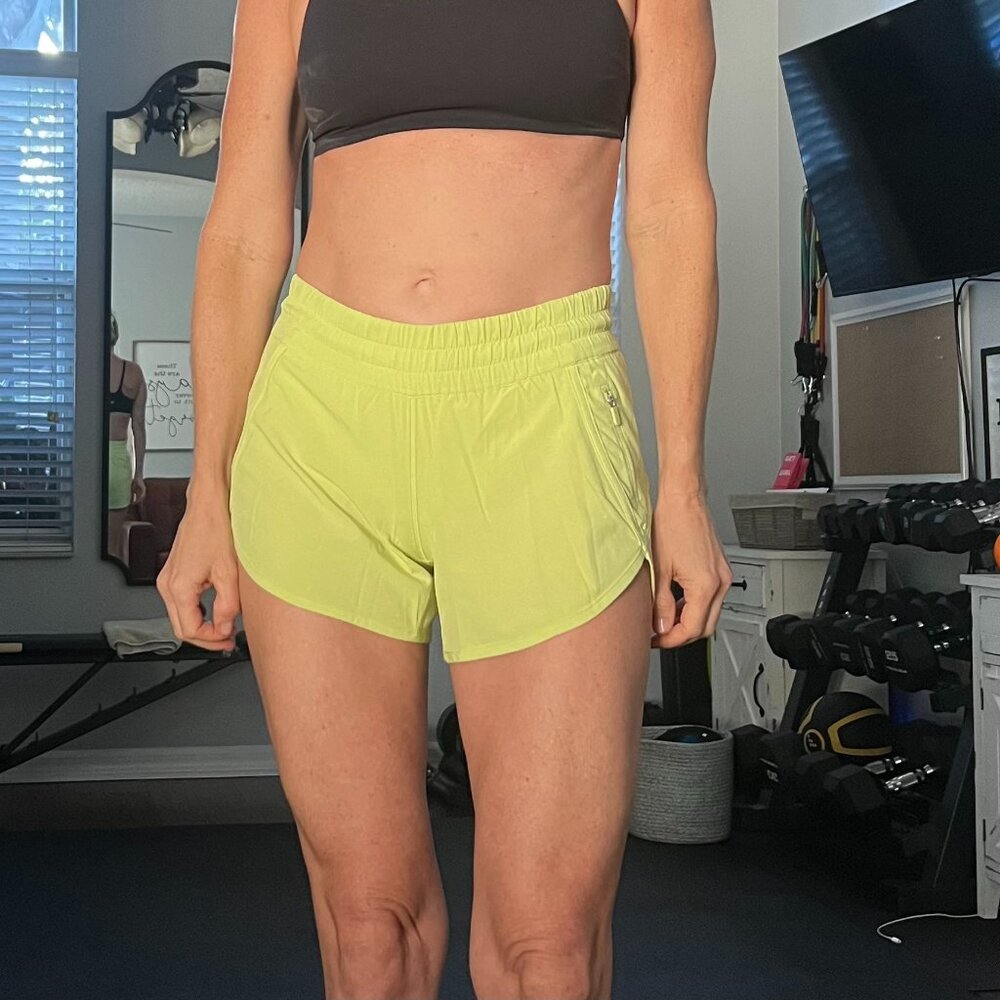 Lululemon Track That Mid-Rise Lined Short 3", Size 4,  Lemon Lime Yellow